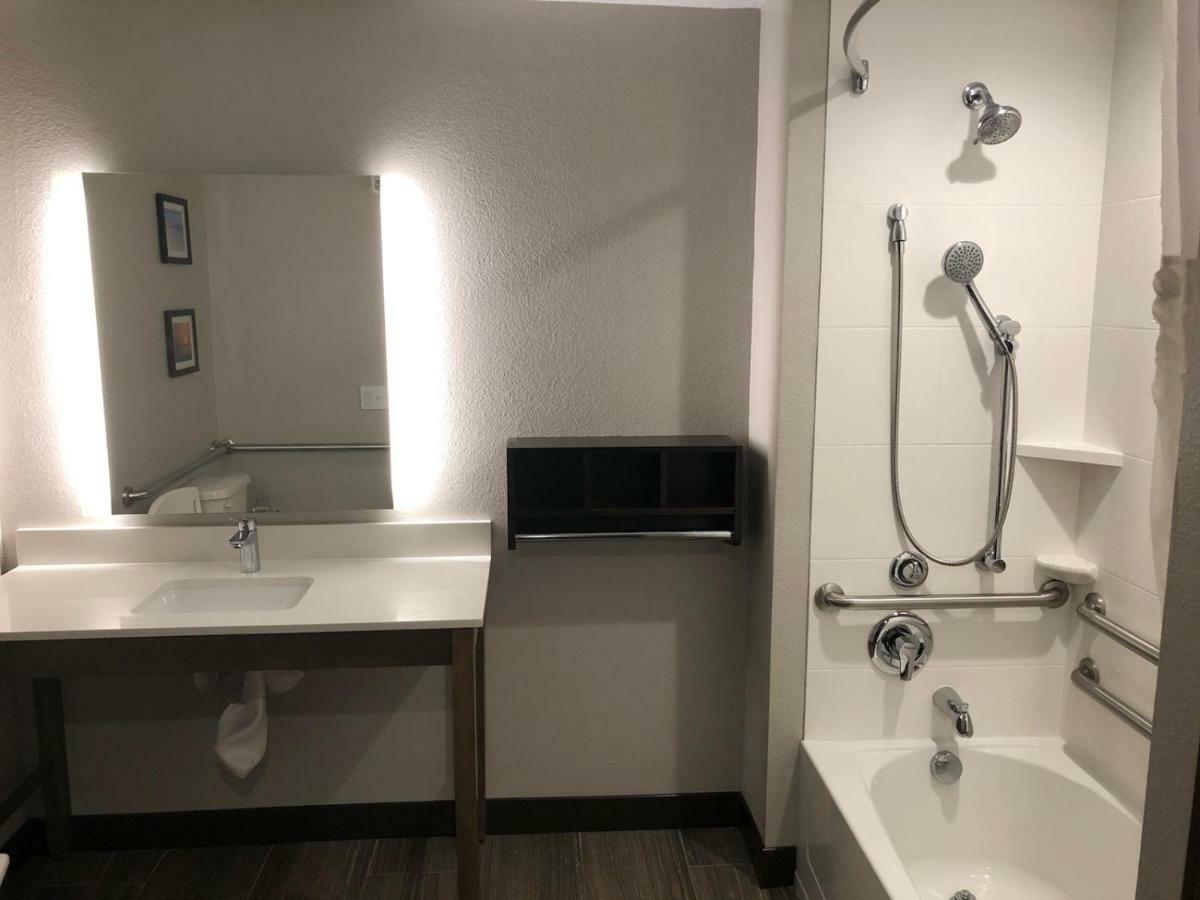 Comfort Suites Fort Lauderdale Airport & Cruise Port Dania Beach Esterno foto